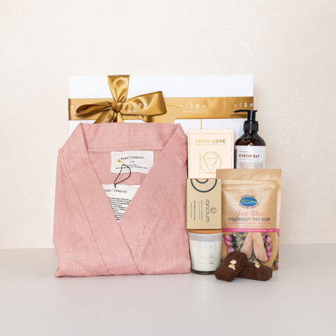 Luxury pamper gift basket