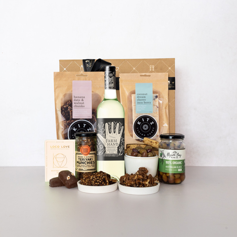 Organic wine hamper