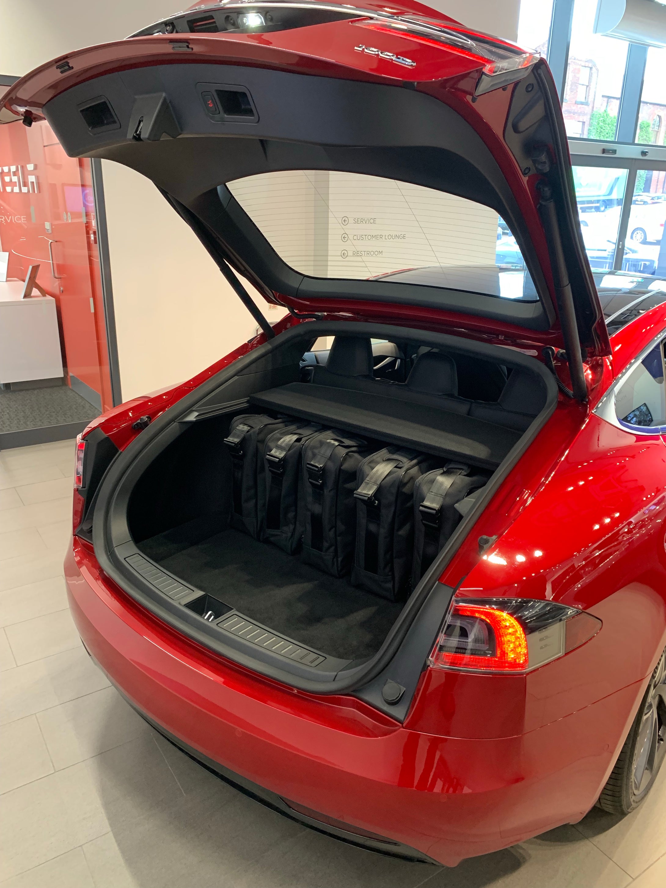 Tesla Model S,X and 3 Modular tailored TRUNK luggage Oscarandhamish