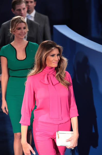 Melania-Gucci-pussybow-presidential-debate-2016