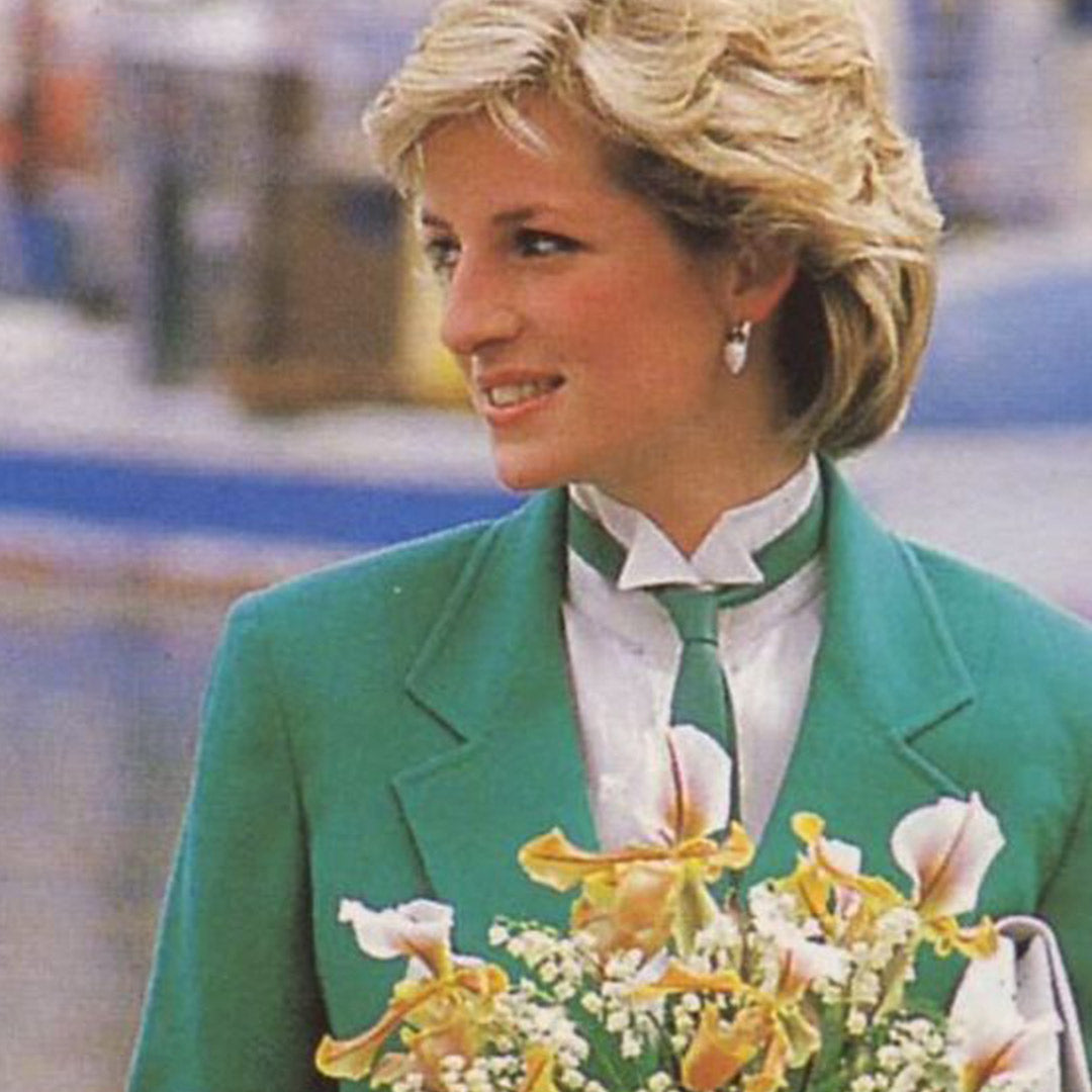50 Photos Of Princess Diana Wearing Bows And Neckties