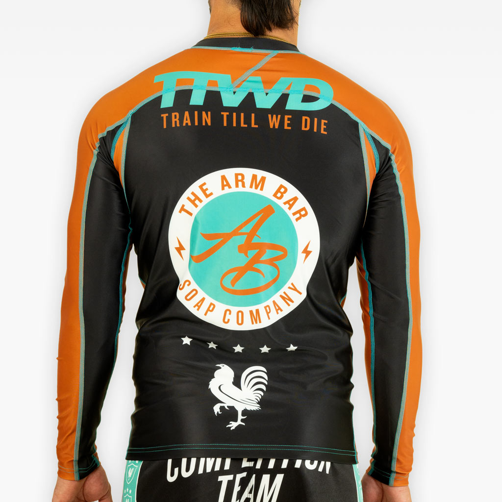 The Never Duck Rounds Long Sleeve - Mossy Oak Country DNA™ – The Arm Bar  Soap Company