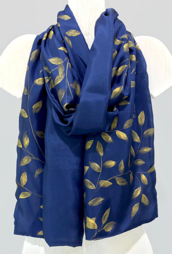 navy blue scarf