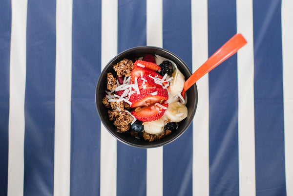 breakfast bowl; granola; yogurt; healthy; easy' kid-friendly