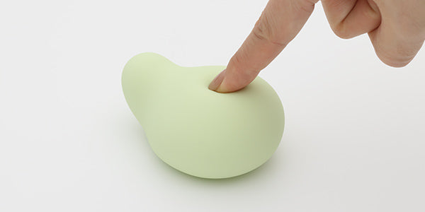 Finger Prodding the soft material of the iroha MIDORI