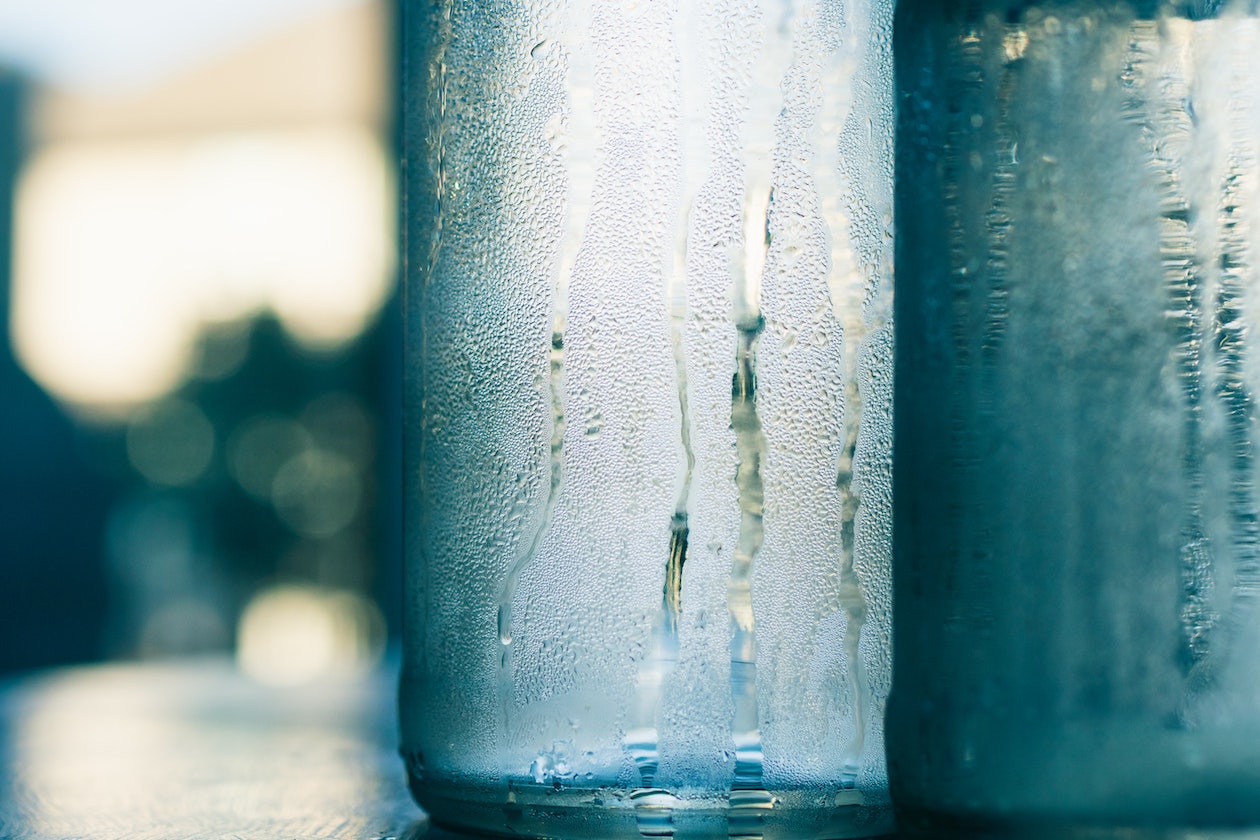 A glass of iced water