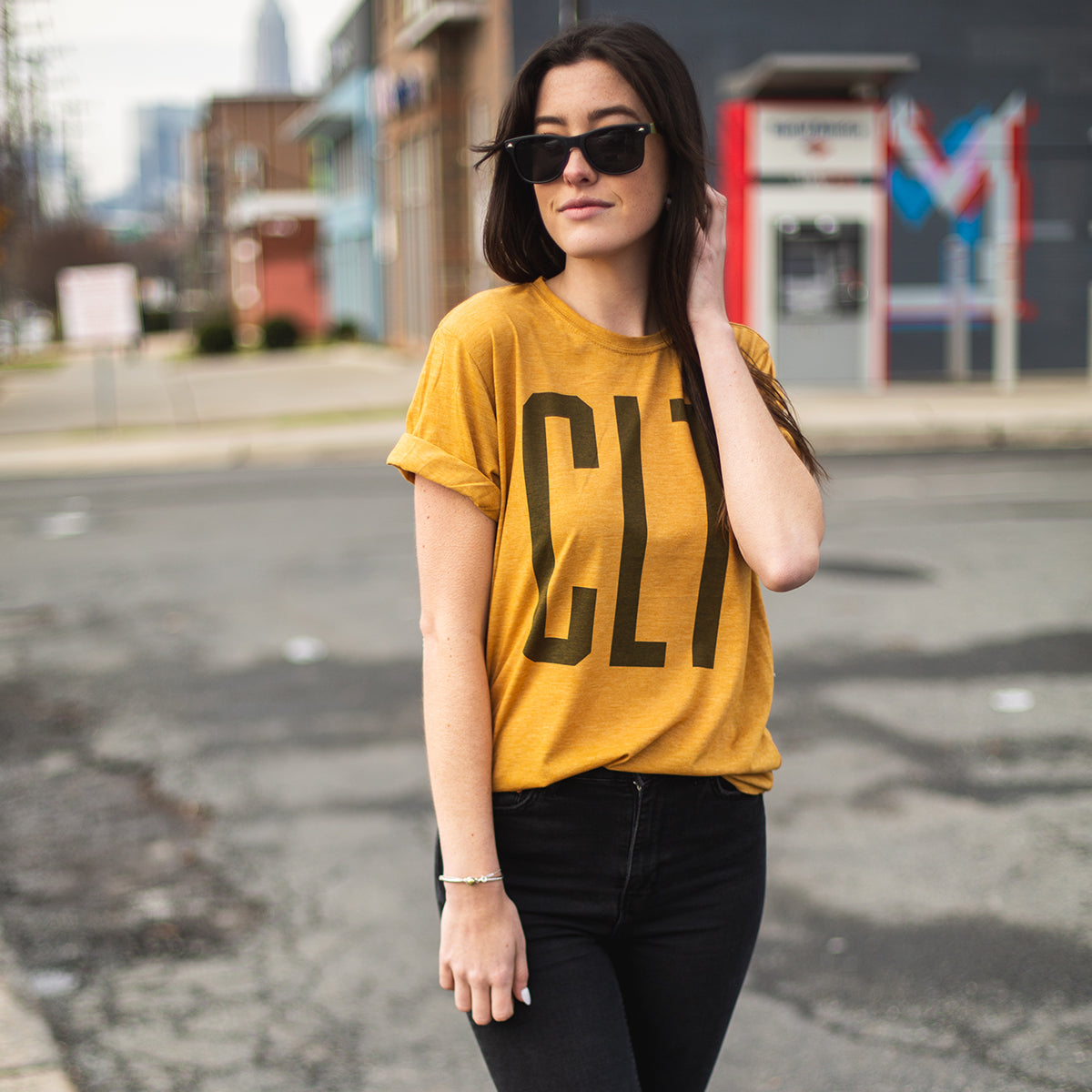 yellow shirt outfit women's