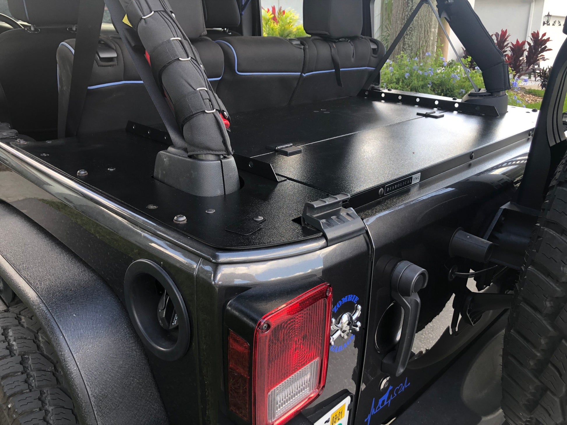 4 Door Jeep Wrangler JLU Cargo Security Enclosure System – Diabolical Inc