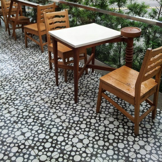 Cement tile floor pattern
