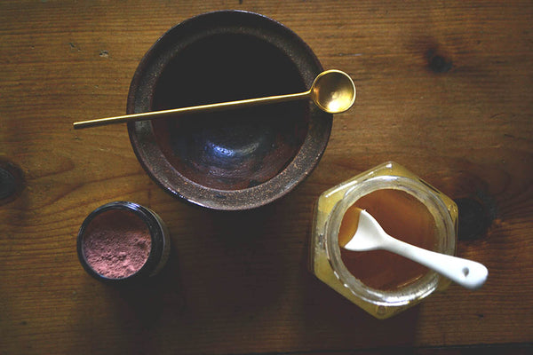 Mixing herbal face masks