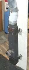 Hasty Heat CHP-Holzpelletofen-Kartuschen-Wandheizgerät in einem Wohnmobilanhänger.