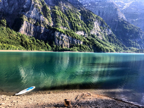 SUP next to a lake