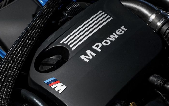 BMW M2 S55 Engine Top Cover