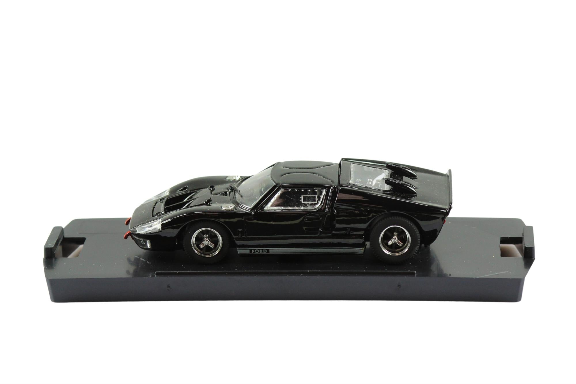 Bang Models - 1:43 Scale Diecast Ford GT40 MK2 