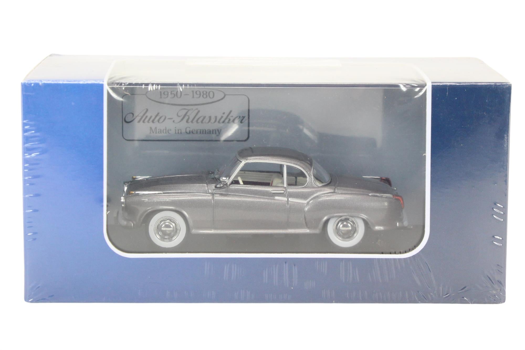 Atlas Editions - 1:43 Scale Diecast Auto Klassiker 129105 - Borgward Isabella - Gunmetal Grey - New Still Sealed