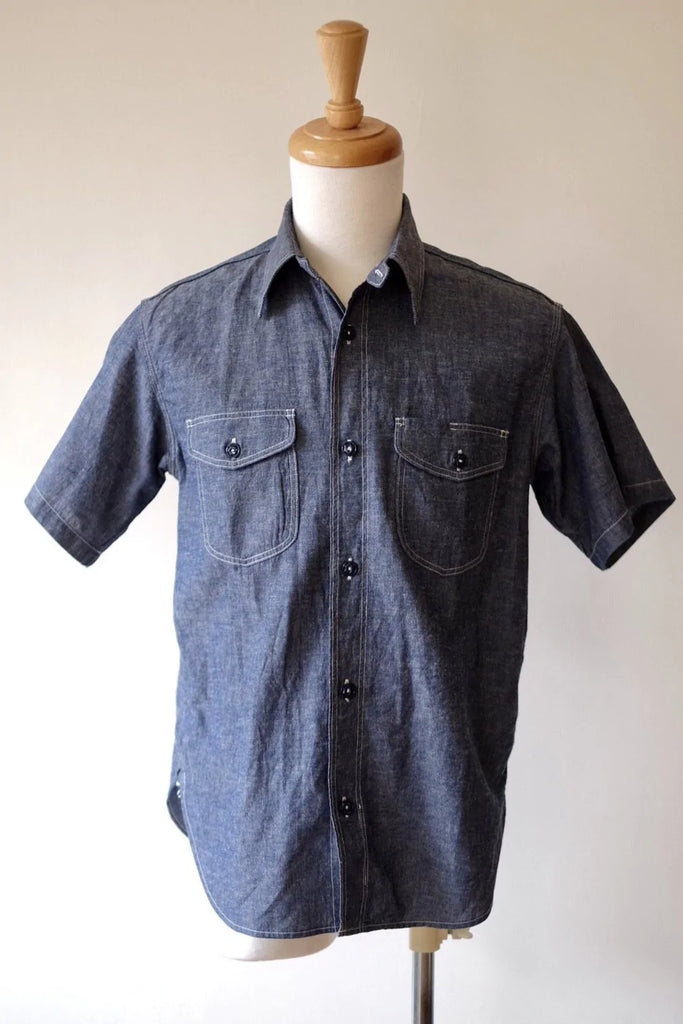 Bantam chambray 1930s style chinstrap work shirt made in Japan by The Rite Stuff