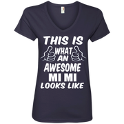 This is What an Awesome Mi Mi Looks Like Ladies’ V-Neck T-Shirt