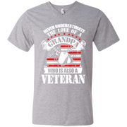 Never underestimate the Love of a Grandpa Who is Also a Veteran  Men’s Printed V-Neck T