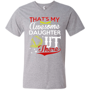 Thats my Awesome Daughter Out There Baseball  Men’s Printed V-Neck T-Shirt