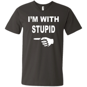 Im With Stupid Men’s V-Neck T-Shirt