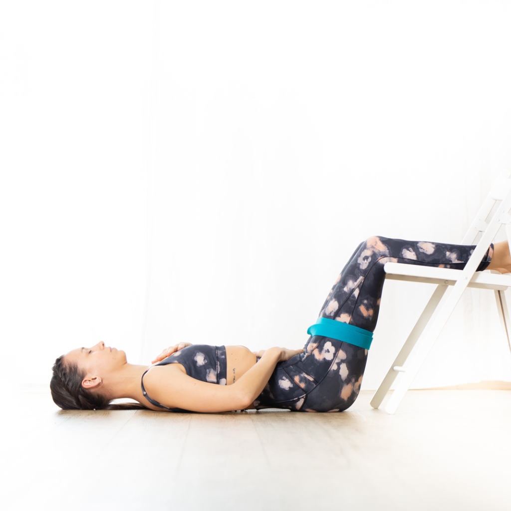 The Difference Between Yin and Restorative Yoga