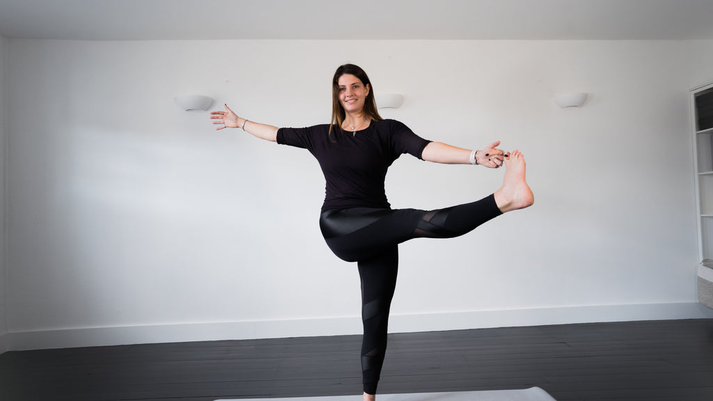 Lottie Heminsley Yoga Teacher At islipairportcarrental Studio