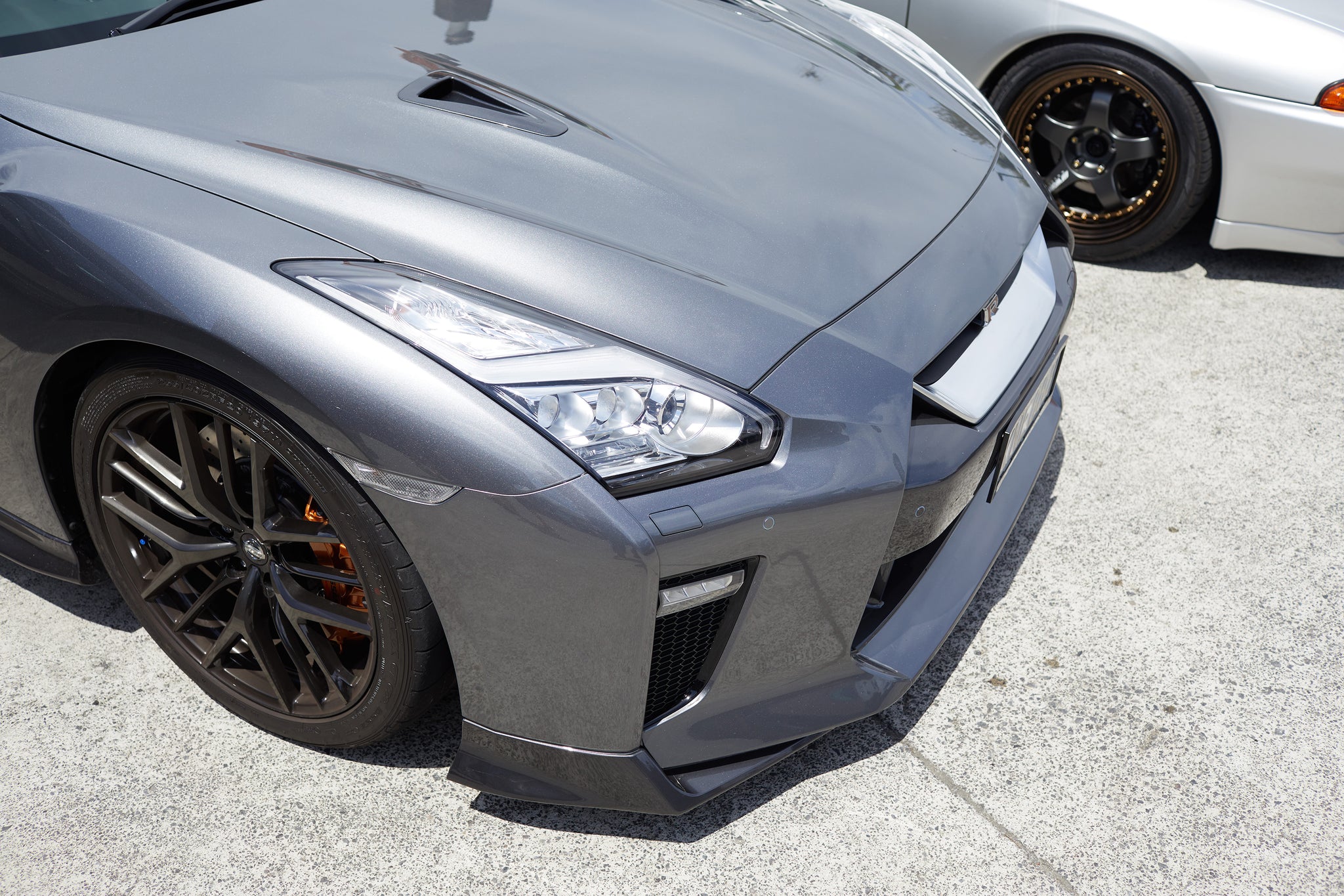 Nissan GTR R35 front at Scarles