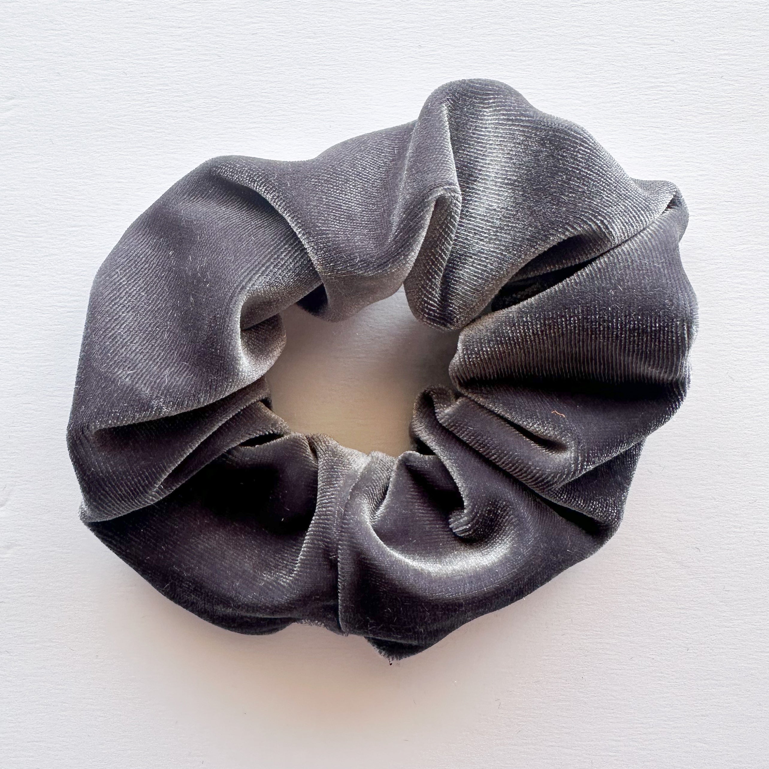 Gray Velvet : Scrunchie