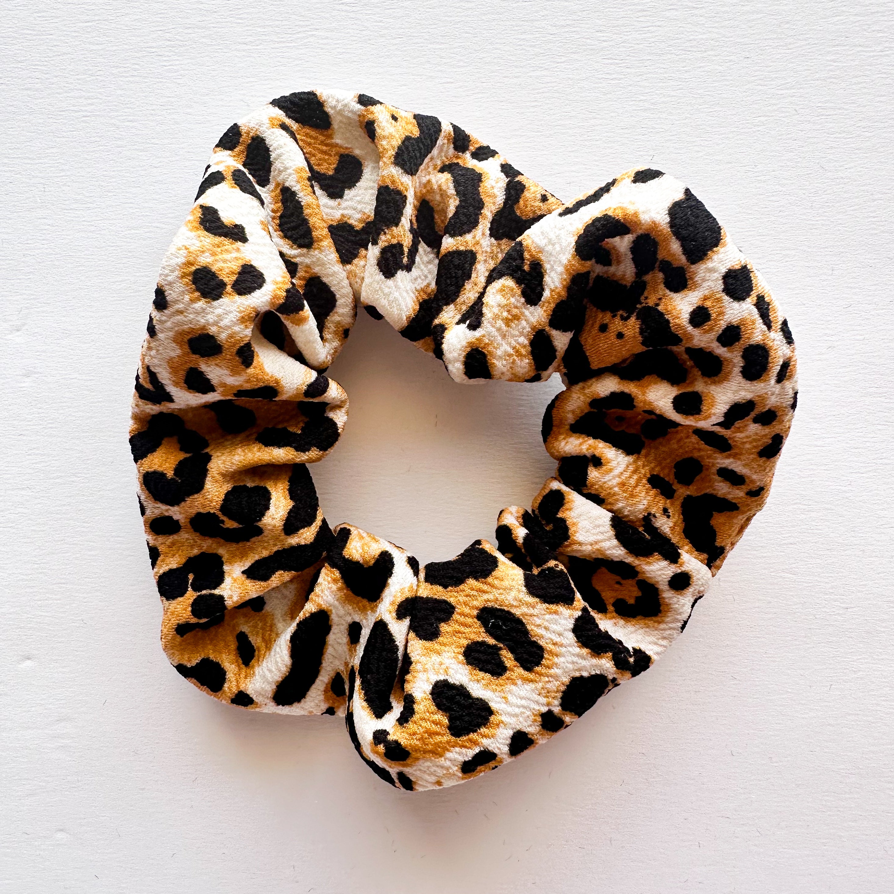 Cheetah Textured : Scrunchie