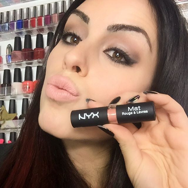 Nyx Labial Mate Matte Lipstick Kara Ecuador