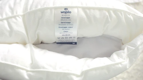 Dormir sur le dos : comment bien choisir son oreiller ? - Wopilo – Wopilo