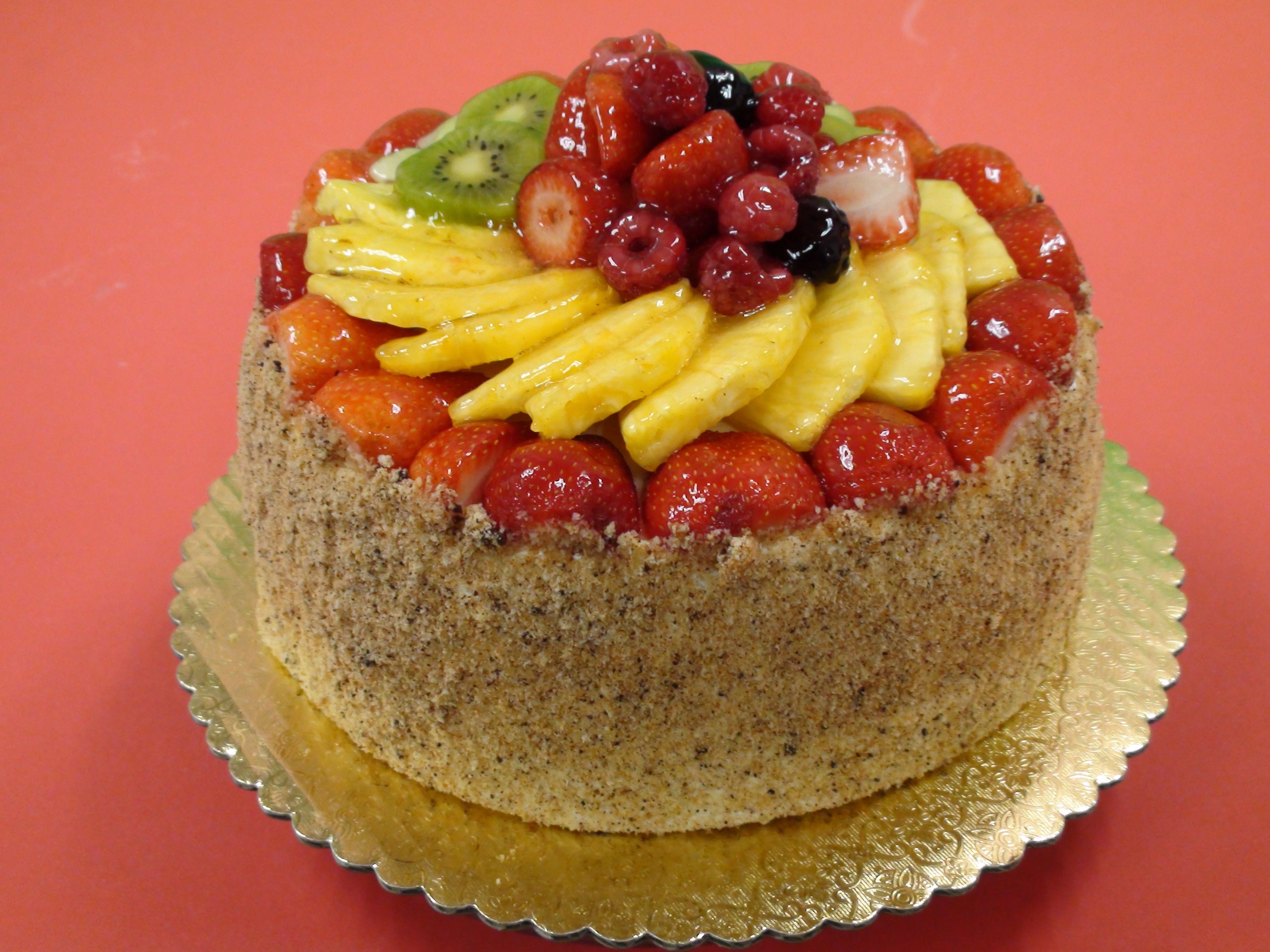 Order Eggless Fruity Vanilla Cake Online, Price Rs.795 | FlowerAura