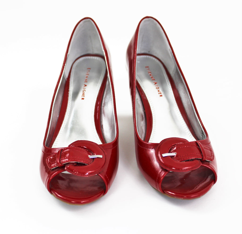 etienne aigner classic pumps