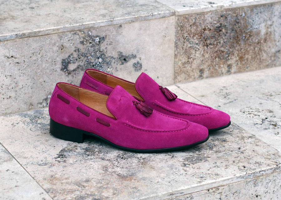 Carrucci by Maurice Suede Tasseled Loafer Fuchsia – C&E Fashions