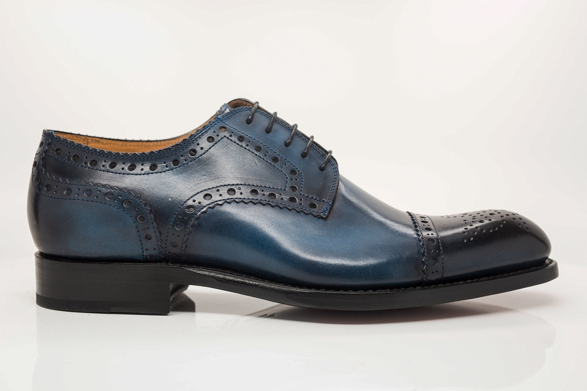 Burnished Calfskin Lace-Up Oxford Blue – C&E Fashions