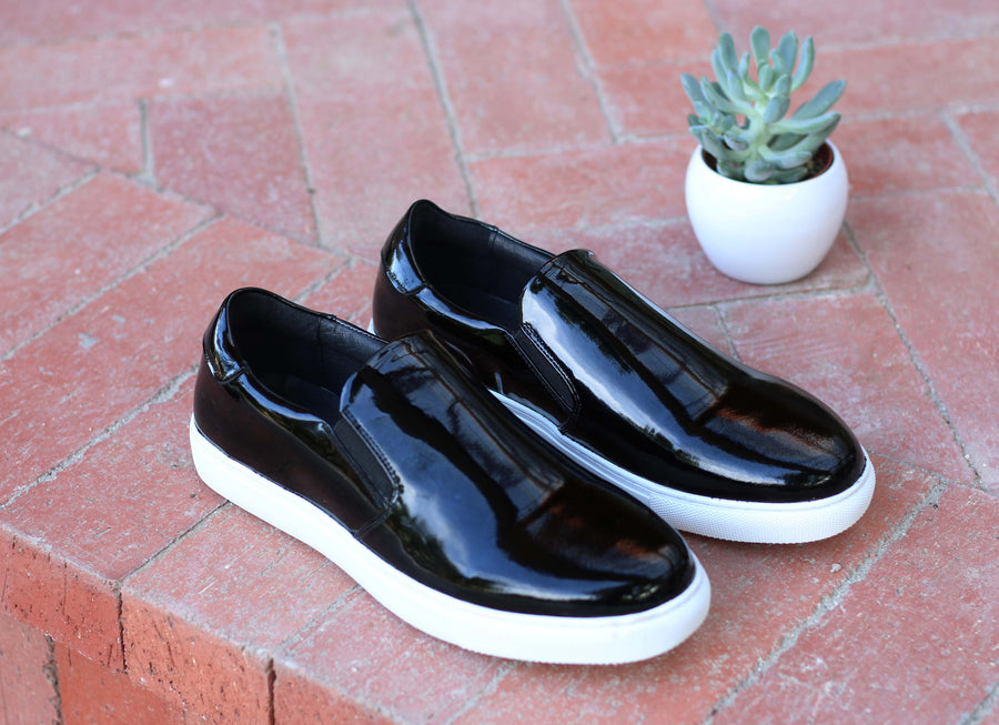 Carrucci by Maurice Shiny Calfskin Slip-On Sneaker Black