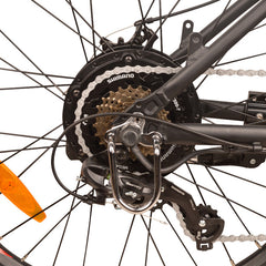 Quality Shimano derailleur and gears for the DJ Mountain Bike