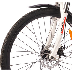 All purpose tires provide a smooth ride for your commute on the DJ City Bike