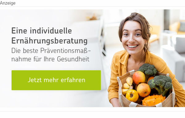 Frau mit Obst- und Gemüsetüte