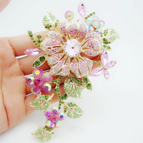 Fashion Jewelry Luxury Crystal Flower Brooches Pins for Womens' Gift -  China Rhinestone Brooch Pins and Rhinestone Brooches price