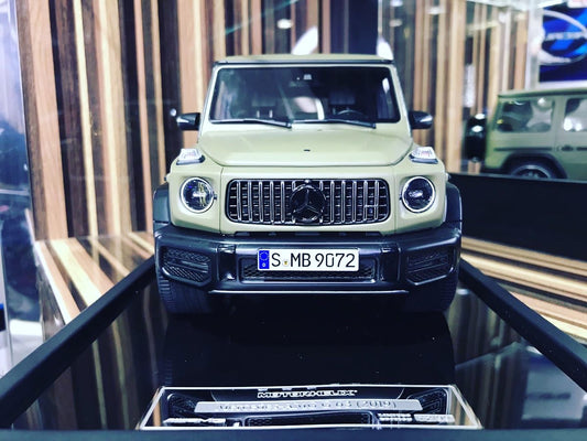 Mercedes-Benz G-Class G63 AMG W463 V8 Biturbo 2019 MotorHelix Louis Vu –