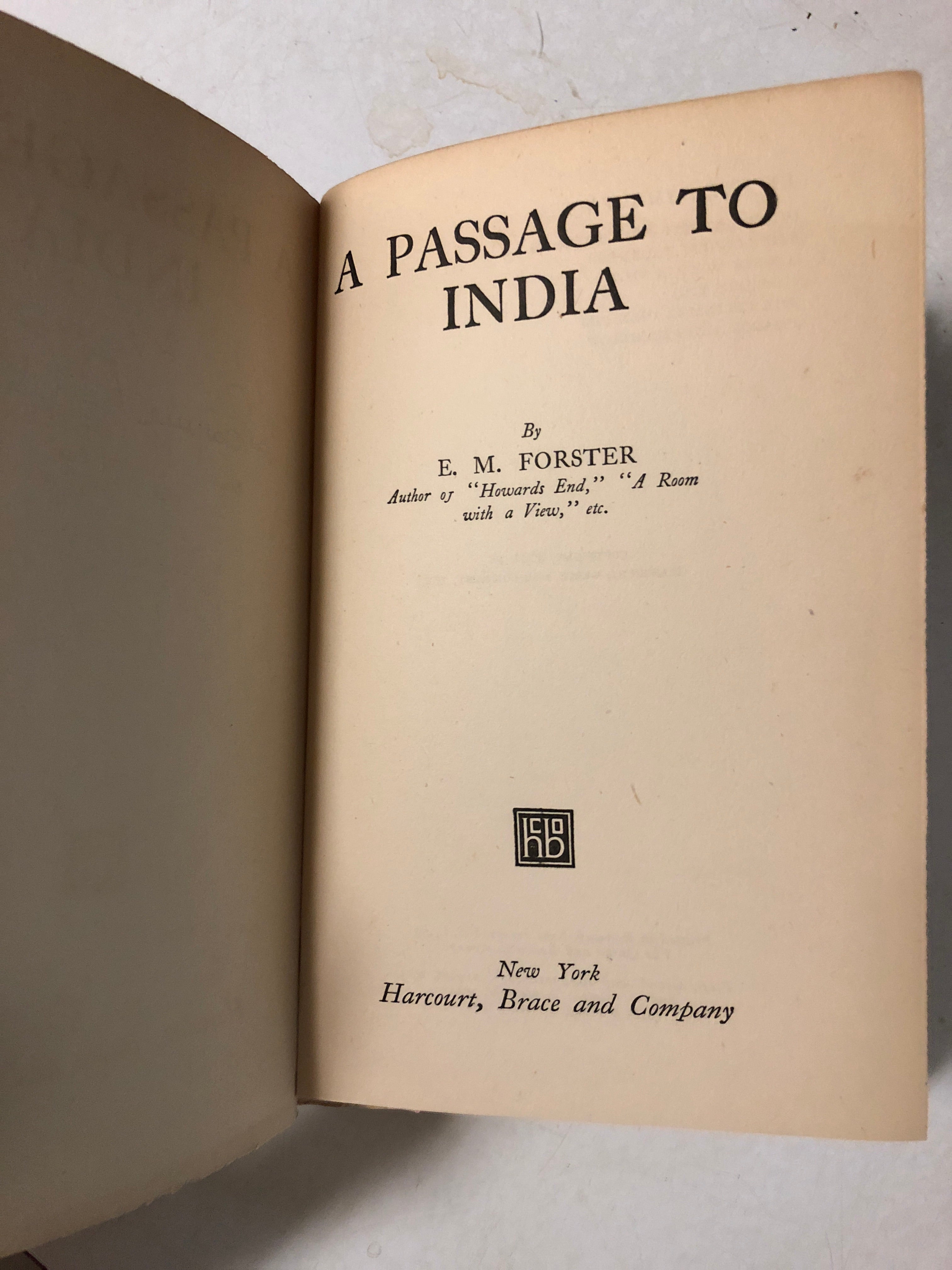 a passage to india book written by