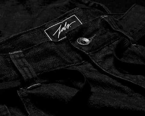 proper denim black detail