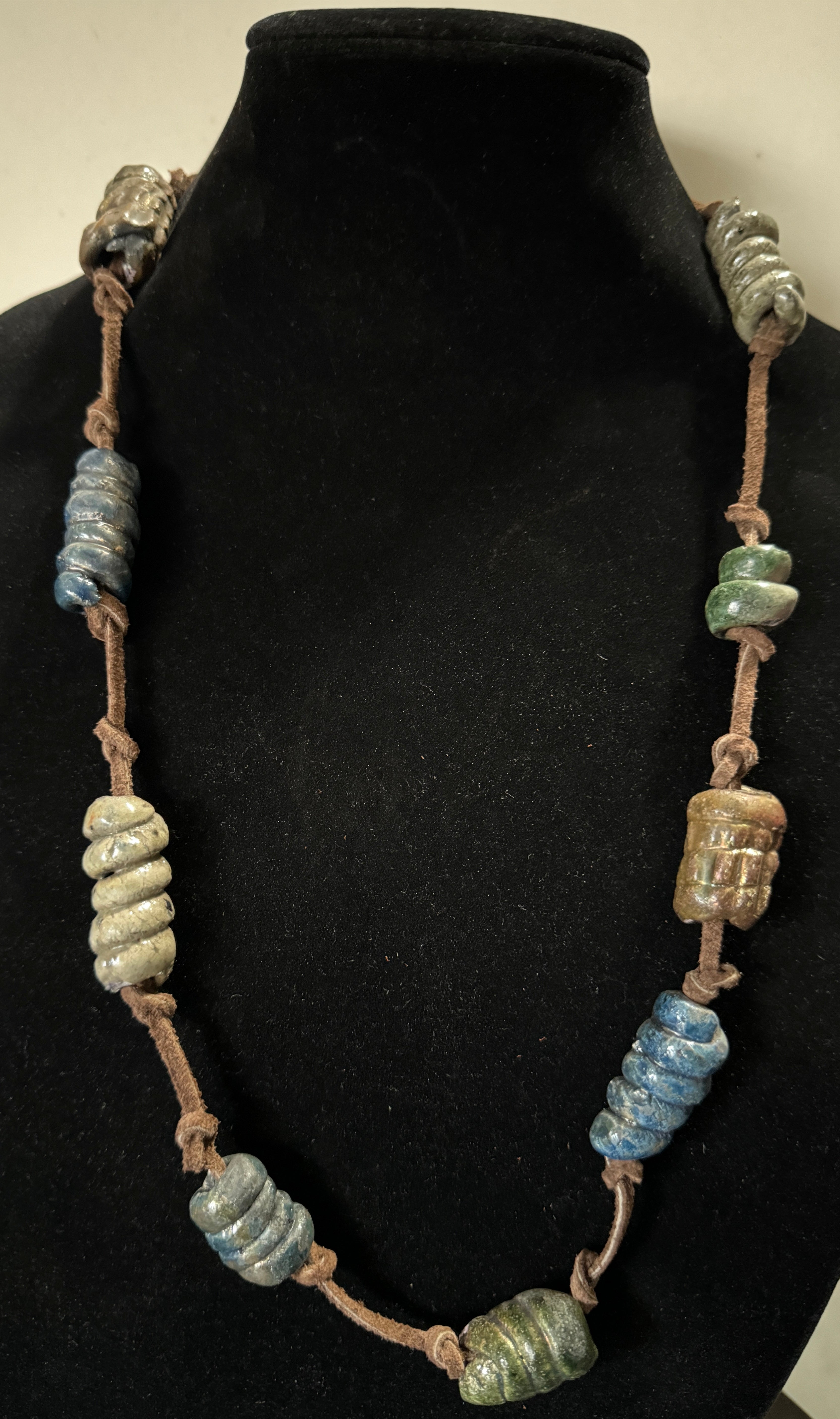 9 Bead Necklace-3