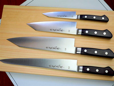 https://cdn.shopify.com/s/files/1/1787/0351/products/Ginsan_4knife_set_1_large.jpg?v=1530336481