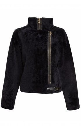 donna ida, london fashion, london style, black jacket, fluffy jacket, zips