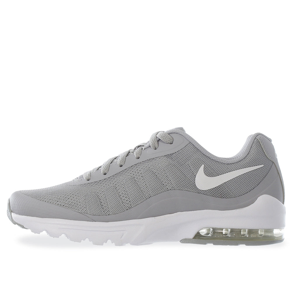 nike invigor gris