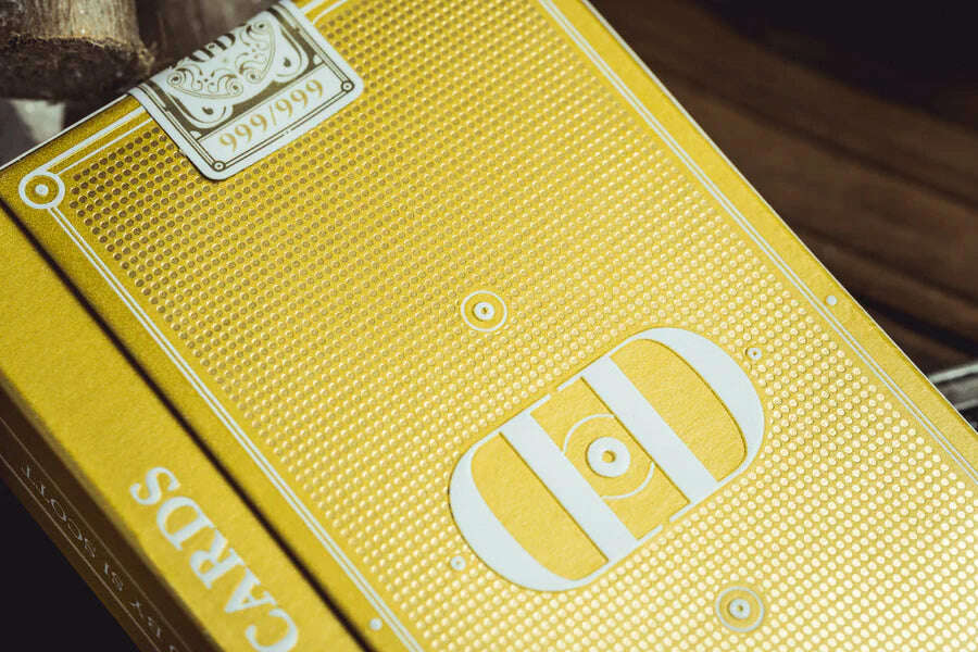 Smoke & Mirrors v9 Gold Deluxe Playing Cards USPCC