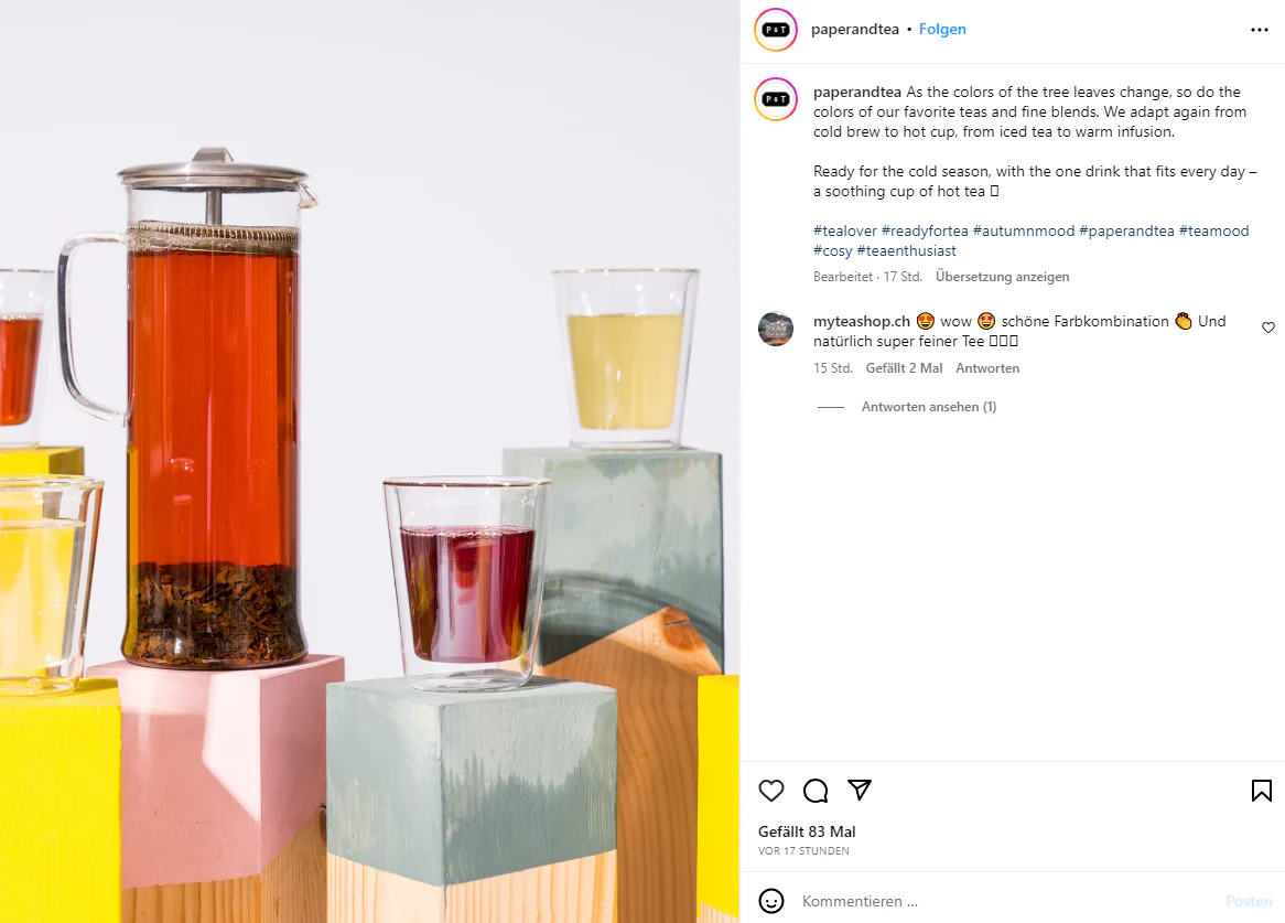 Ein Instagram-Post von Paper and Tea, in dem das Unternehmen relevante Hashtags nutz, um mehr Instagram Follower zu gewinnen.