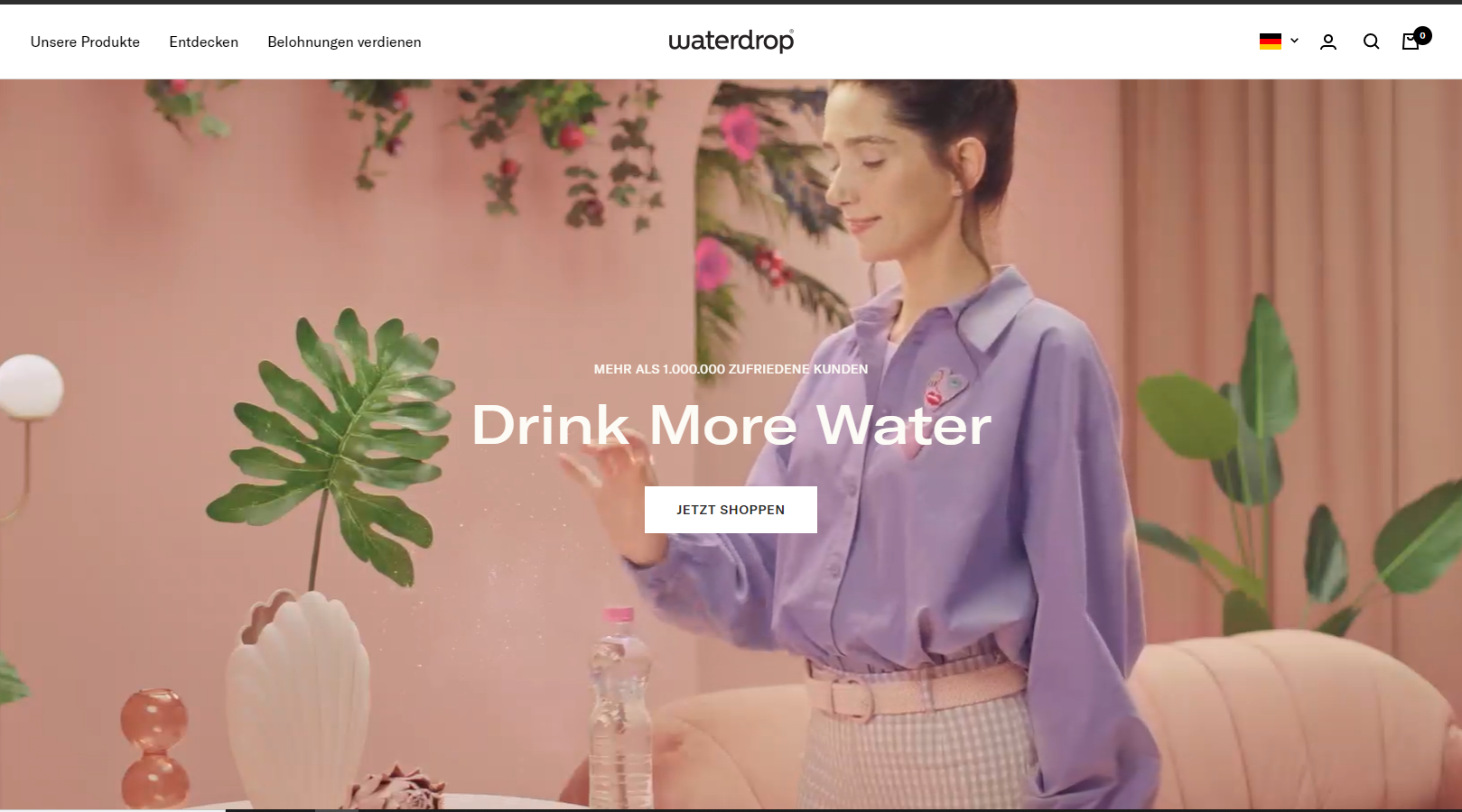 Screenshot der Homepage von Waterdrop mit der Value Proposition "Drink More Water".